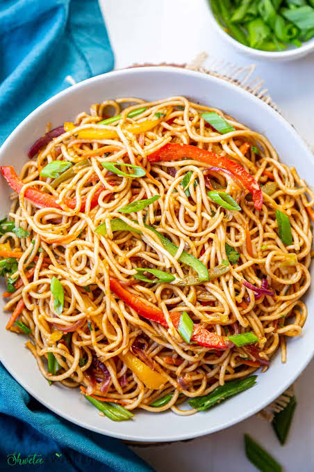 Veg Noodles (Deep Jyoti)