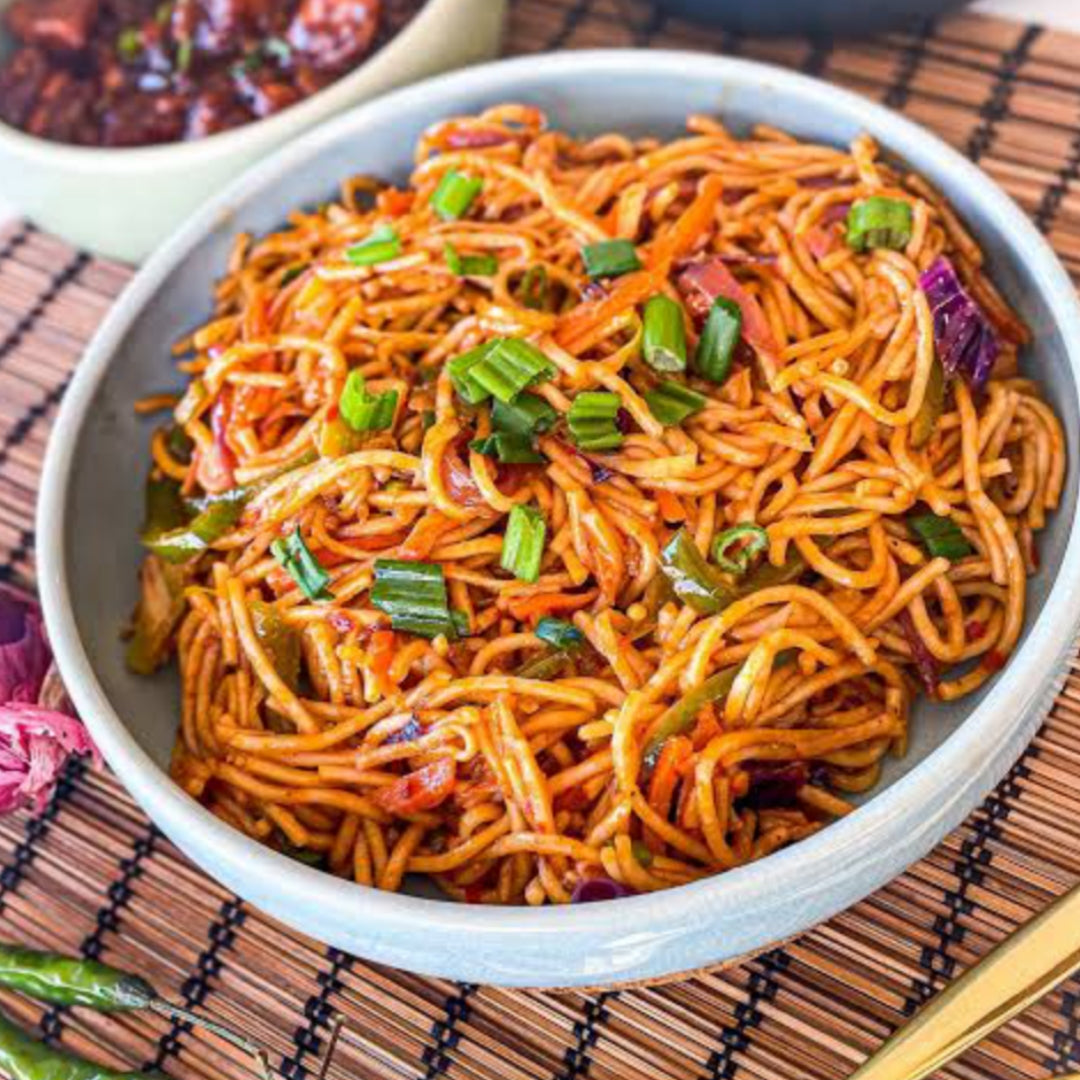 Veg Schezwan Garlic Noodles (Deep Jyoti)