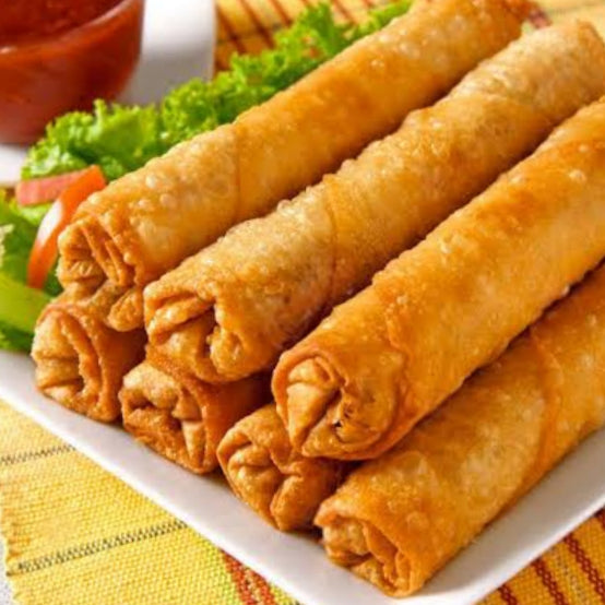 Chicken spring roll (Street and straw)