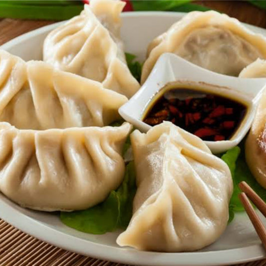Paneer Momos steam  (10 Pcs) [Street and straw]