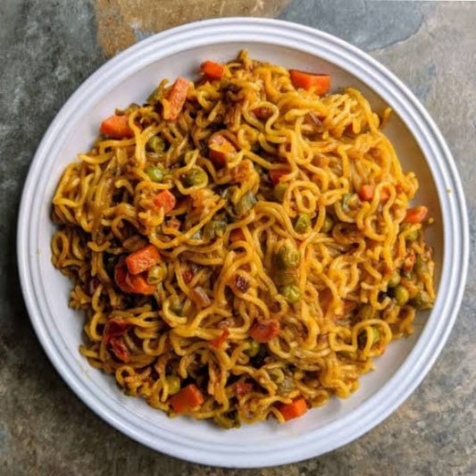 Veggie Masala Maggie  [The Kulhar Chuski]