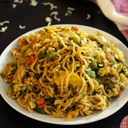 Egg Maggie  [street and straw]