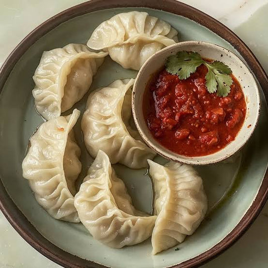 Veg steam momo (10 Pcs.) [Street and straw]
