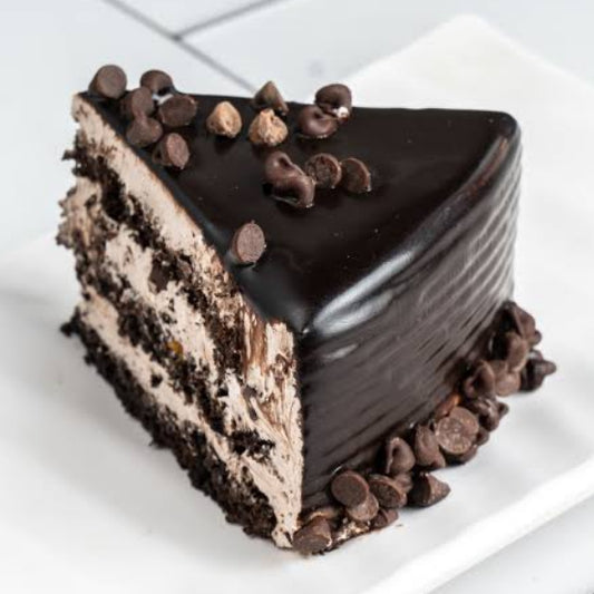Choco chips pastry  [Bakes N Buns]