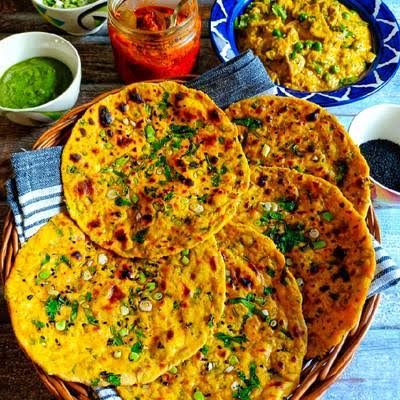 Tandoori Missi Roti [Deep jyoti]