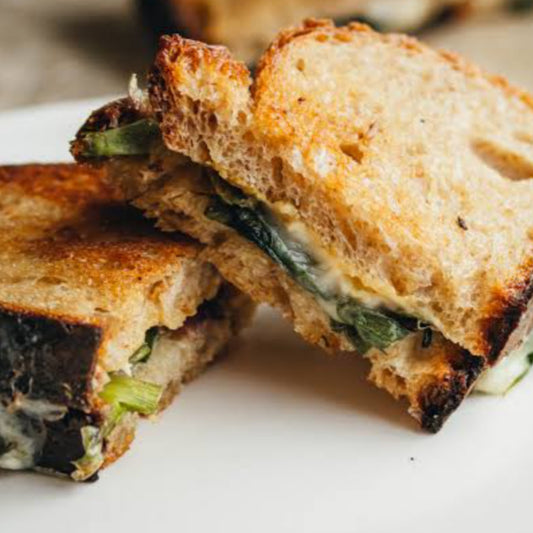 Spring Onion Cheese Sandwich  [Juice Factory]