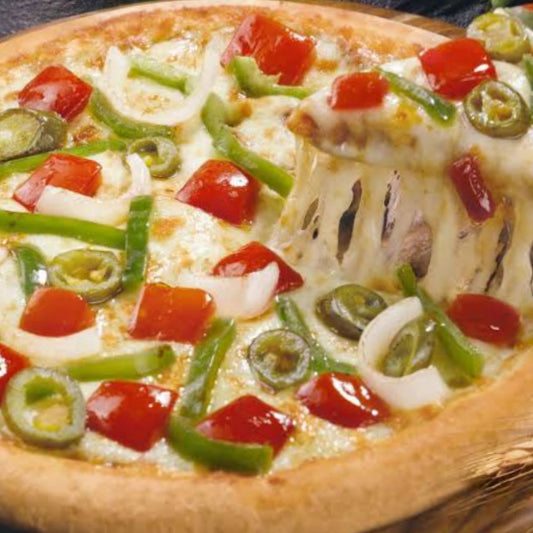 Vegetable pizza  (Medium 6 slices) [street and straw]