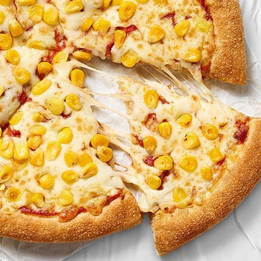Corn Delight pizza  (Medium 6 slices) [street and straw]